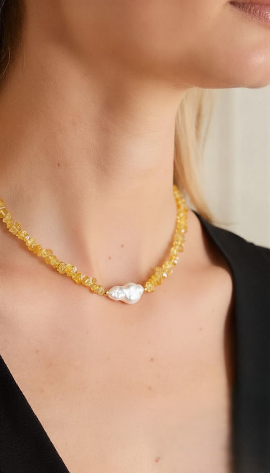 Citrine Gemstone Chip & Baroque Pearl Choker Necklace